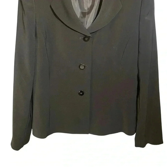 VGT Collections for Le Suit Women's Blazer Jacket 3 Front Buttons Black Size 12 - Picture 3 of 11